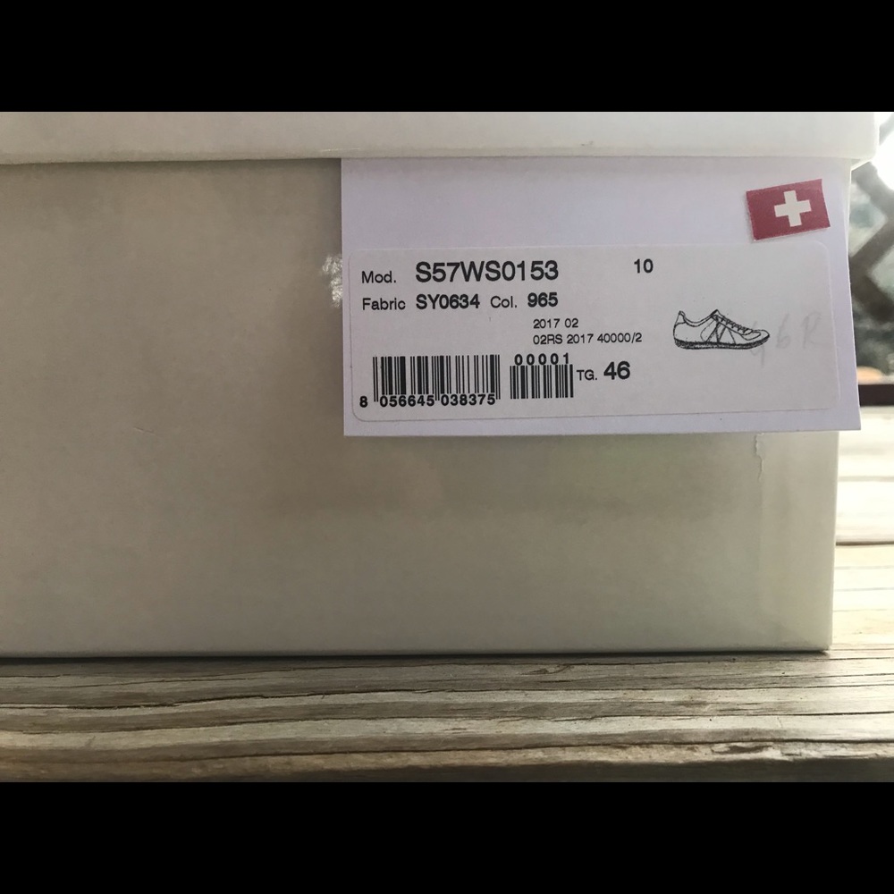 Maison Margiela GAT Low Top Sneaker - Picture 4 of 8